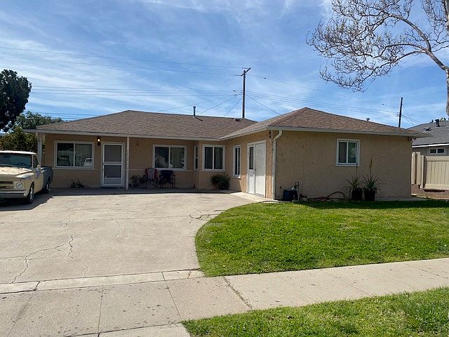 1st image of 1212 Los Serenos Dr