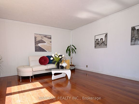 5th image of 49 Bellefontaine St