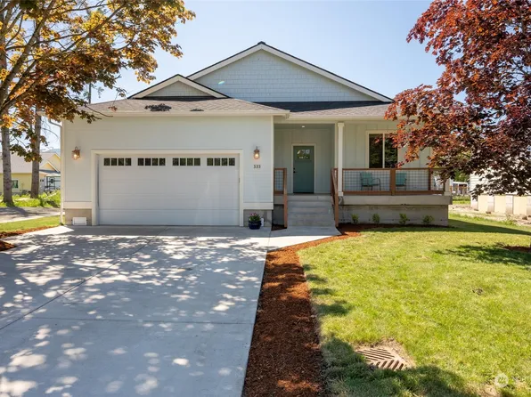 533 Second Street, Sumas, WA 98295
