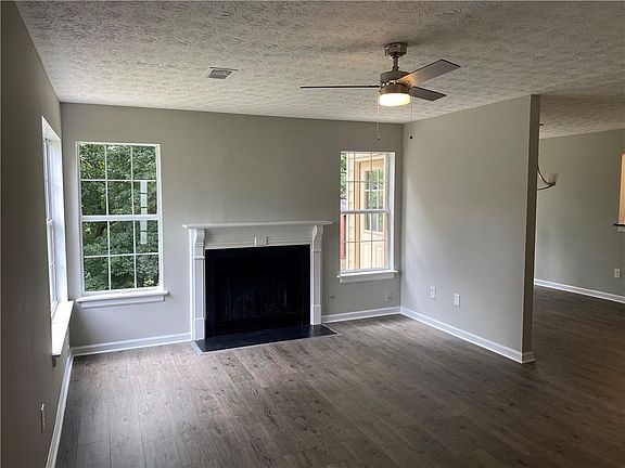 3rd image of 4032 Sidney Lanier Blvd