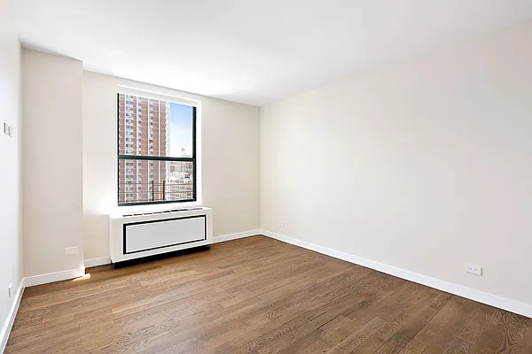 Rented by Compass | media 22