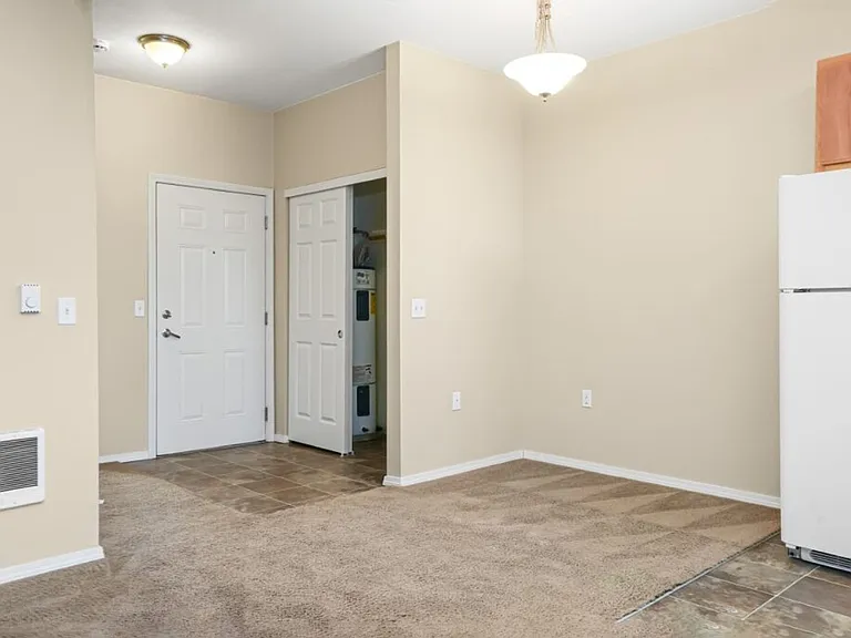 Baxter Ridge Apartments — Photo 9