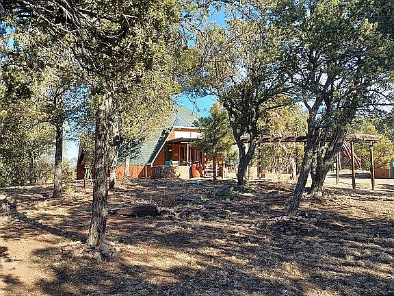 3rd image of 61 Coyote Rd