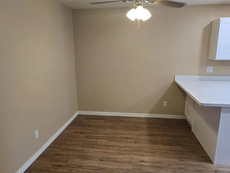 5128 W Surrey Ave — Photo 12