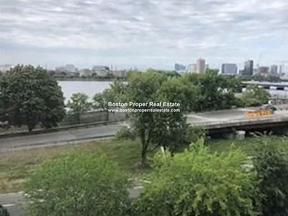 27 Bay State Rd. #6 Boston - Kenmore Unit Photo 1 (1)