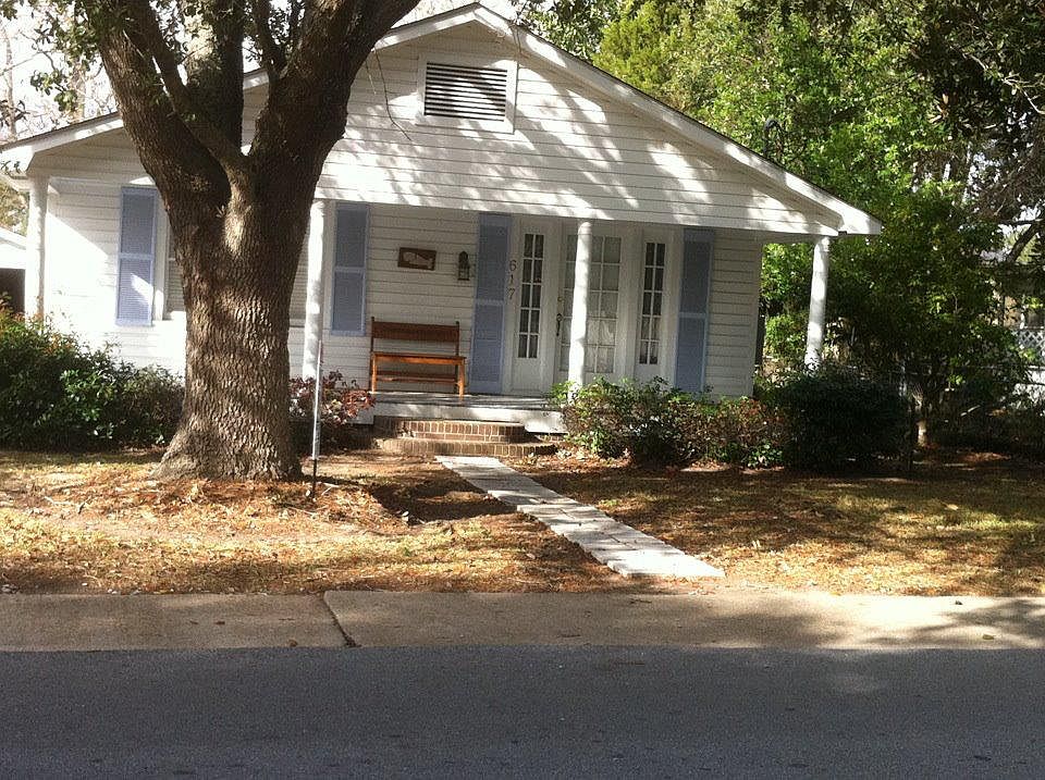 2nd image of 617 Bellande St