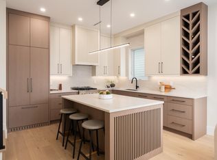 4331 Union St #2, Burnaby, BC V5C2X5