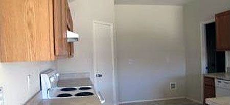 4th image of 1617 Emily Ln