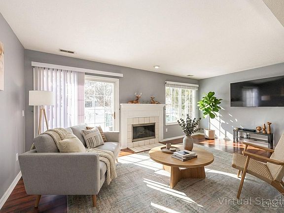 4th image of 1125 Wittshire Ln #130
