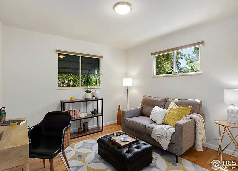 1304 Constitution Ave — Photo 10