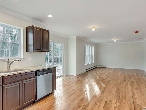4th image of 1 Milmay Ave