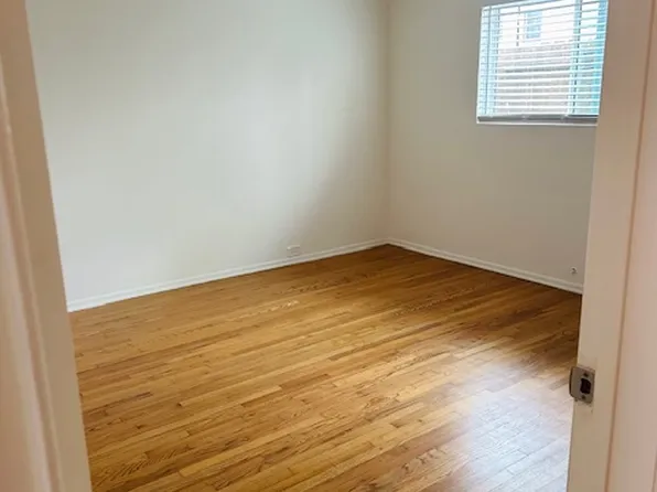 1311 Berkeley St, Santa Monica, CA 90404