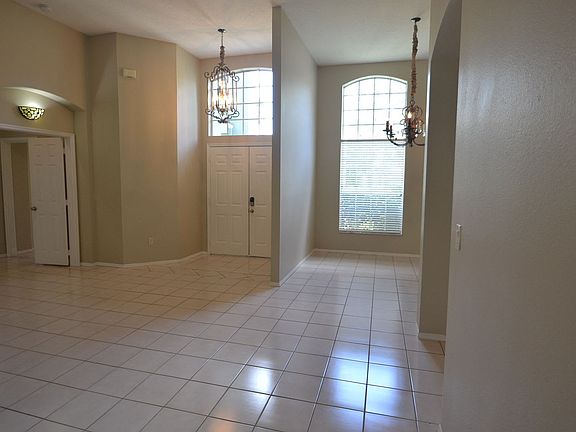2nd image of 1330 Lake Rogers Cir