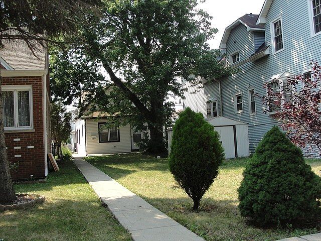 1st image of 3834 N Oak Park Ave