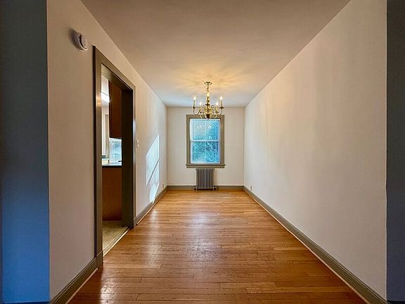 4th image of 1400 Kenmore Ave APT D4