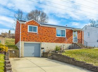 823 Kerry Hill Dr, Pittsburgh, PA 15234