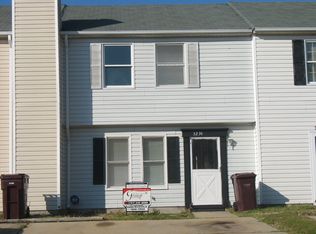 3234 Clover Rd E, Chesapeake, VA 23321