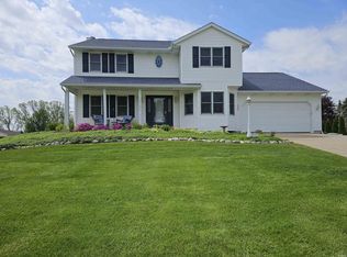 12164 Covered Wagon Ct, Granger, IN 46530
