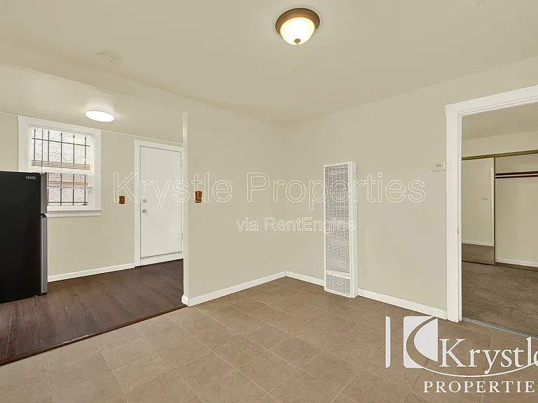 505 Hichborn St #B — Photo 9