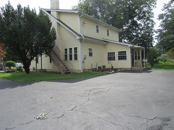 4th image of 500 Sunset Dr