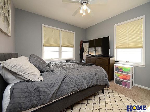 4th image of 17 Fairview Dr
