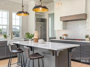 6104 W Strant St, Eagle, ID 83616