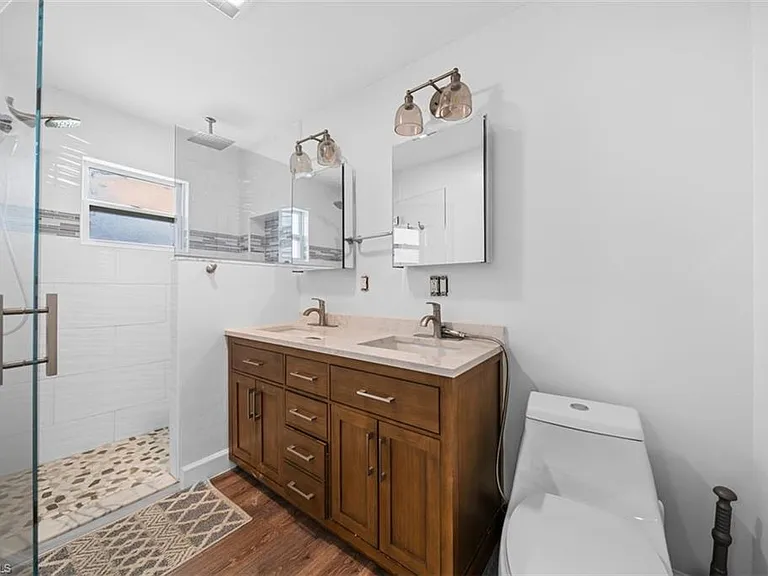5460 Bayshore Rd — Photo 13