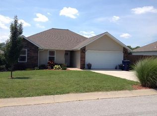 2800 Neosho Heights Ave, Neosho, MO 64850