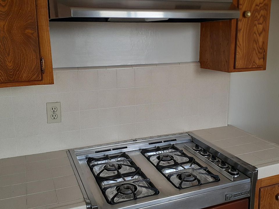 2nd image of 2119 Carnegie Ln #A