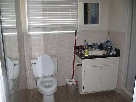 4th image of 629 W Pensacola St APT 4