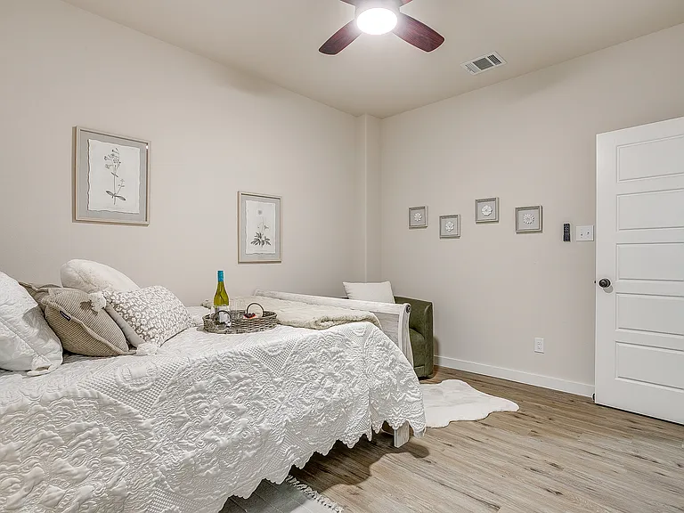 5626 Barkridge Dr — Photo 33