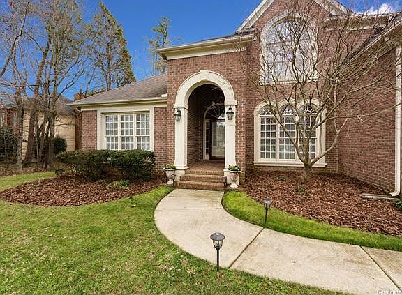 2nd image of 10942 Loudoun Ln