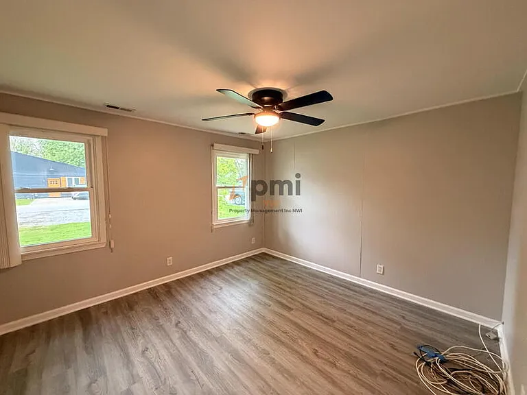 99-105 McAlpin St #105 MCALPIN ST — Photo 8