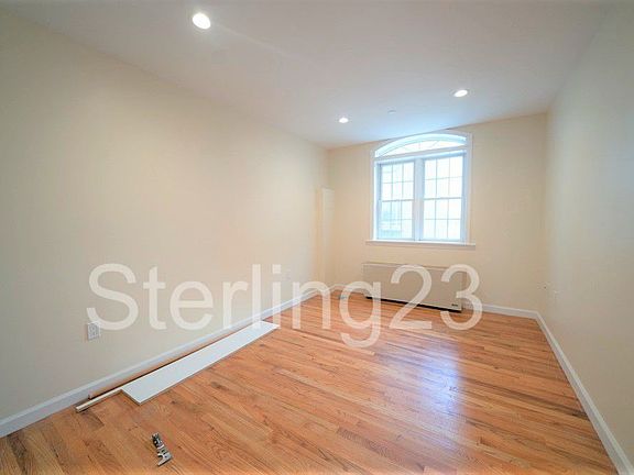 4th image of 2821 Astoria Blvd APT 4E
