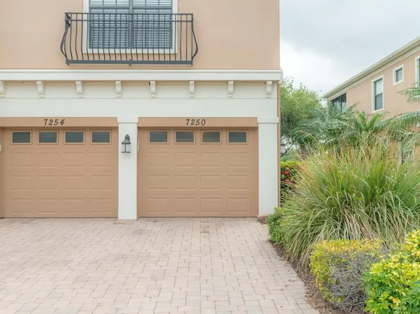 7250 Hamilton Rd, Bradenton, FL 34209