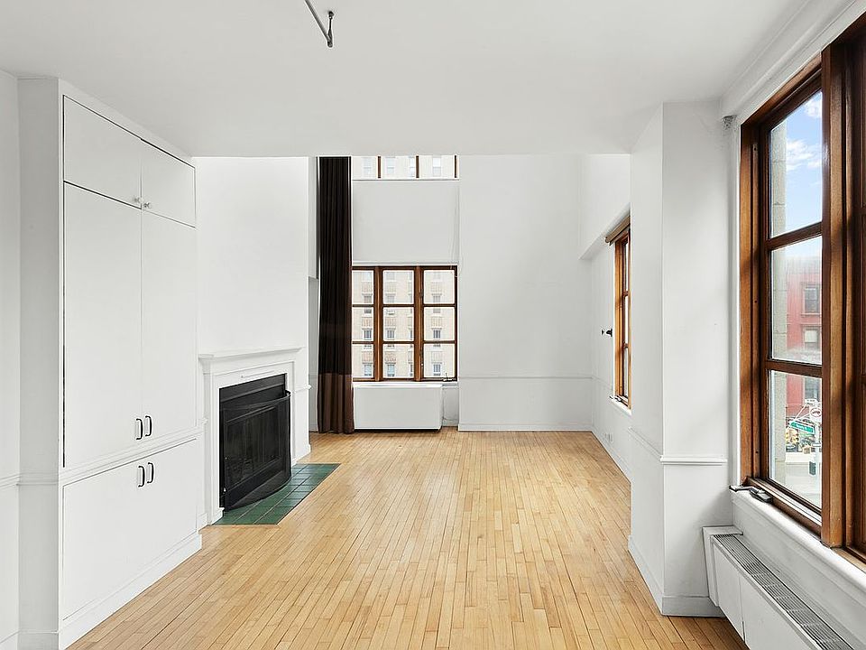 1st image of 126 Waverly Pl APT 3C