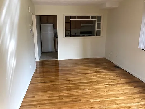180 Central St #1 Photo 1