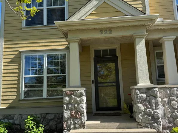322 Village Sq, Burns Harbor, IN 46304