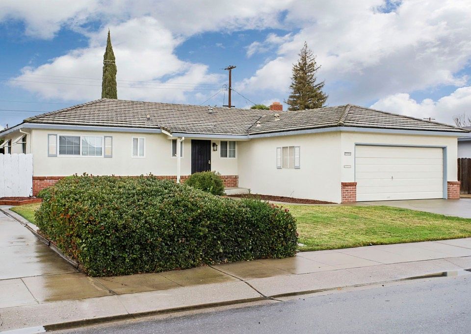 1st image of 1807 Capell Dr