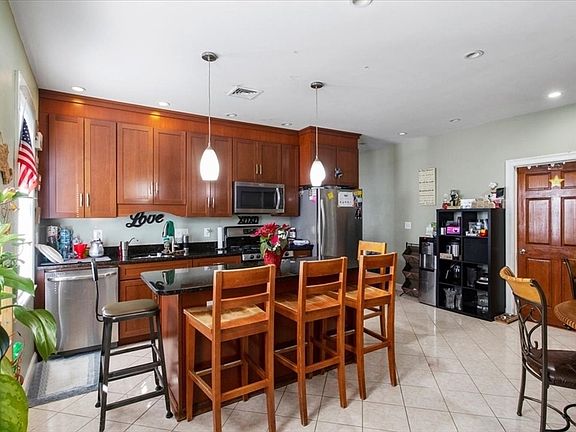 4th image of 25 Sturtevant Ave #1