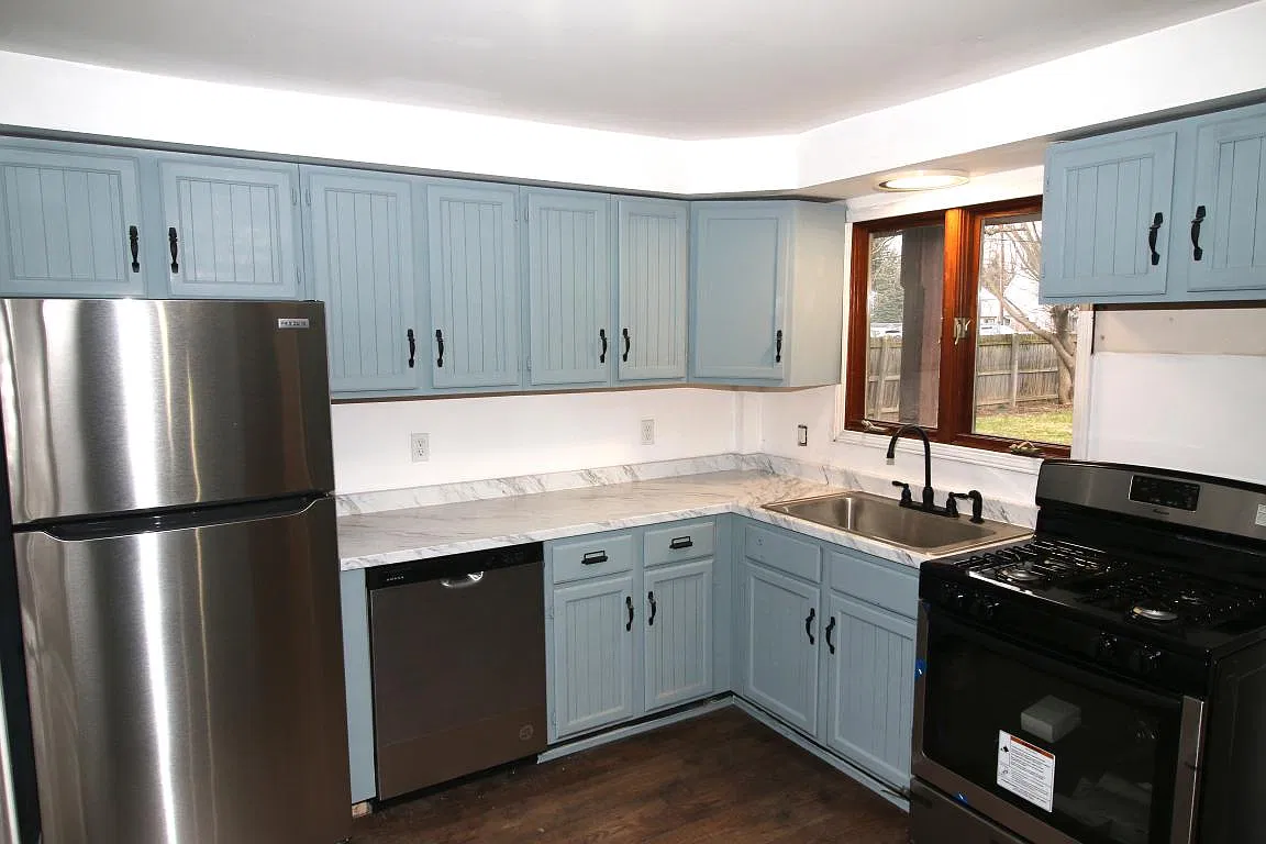 2 bed, 1400 sqft, $1,525 — Photo 1