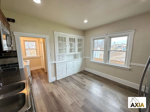 2nd image of 1553-1555 N Lowell Blvd #1555A
