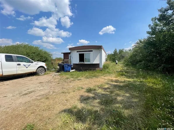 608 7th STREET E, Meadow Lake, SK S9X 1J4