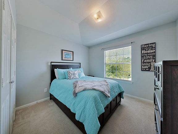 5th image of 31739 Royal Woods Ct
