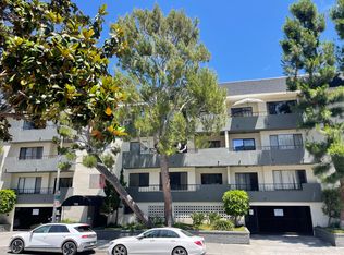 700 Westmount Dr APT 103, West Hollywood, CA 90069