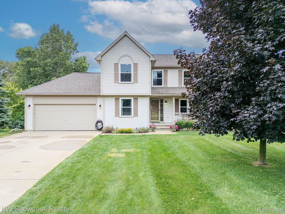 1st image of 2404 Malena Ln