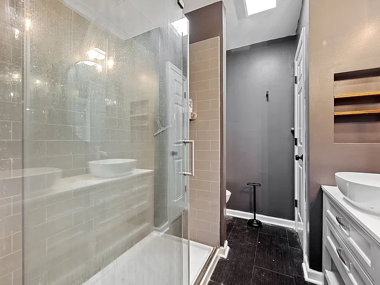6608 Wexford Ln — Photo 22