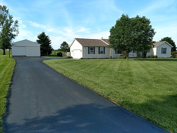 3rd image of 14579 Providence Pike