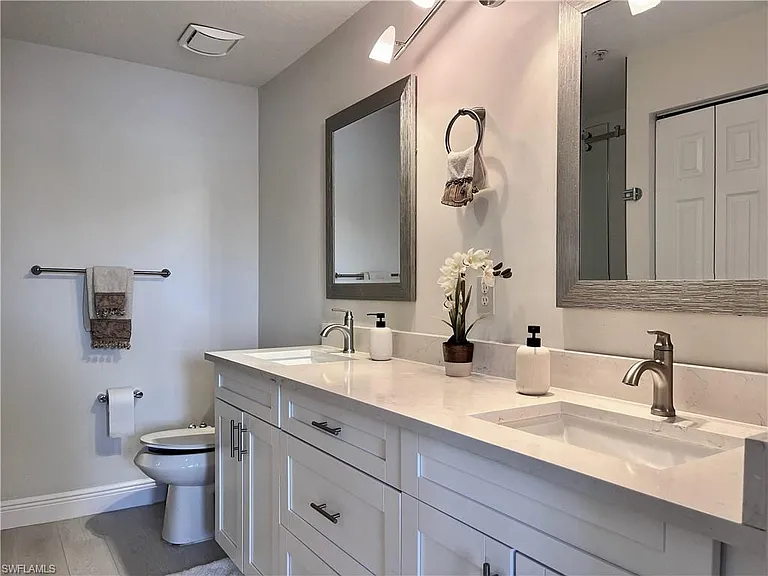 6920 Huntington Lakes Cir #103 — Photo 6