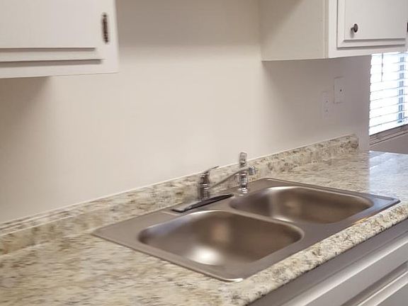 4th image of 660 S Glassell St APT 112